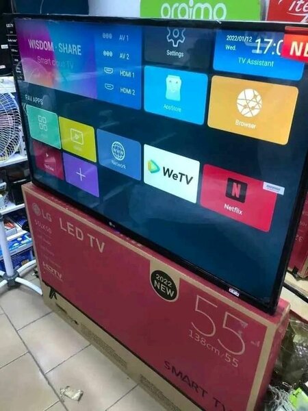 Téléviseur intelligent 4K Hisense 55 pouces