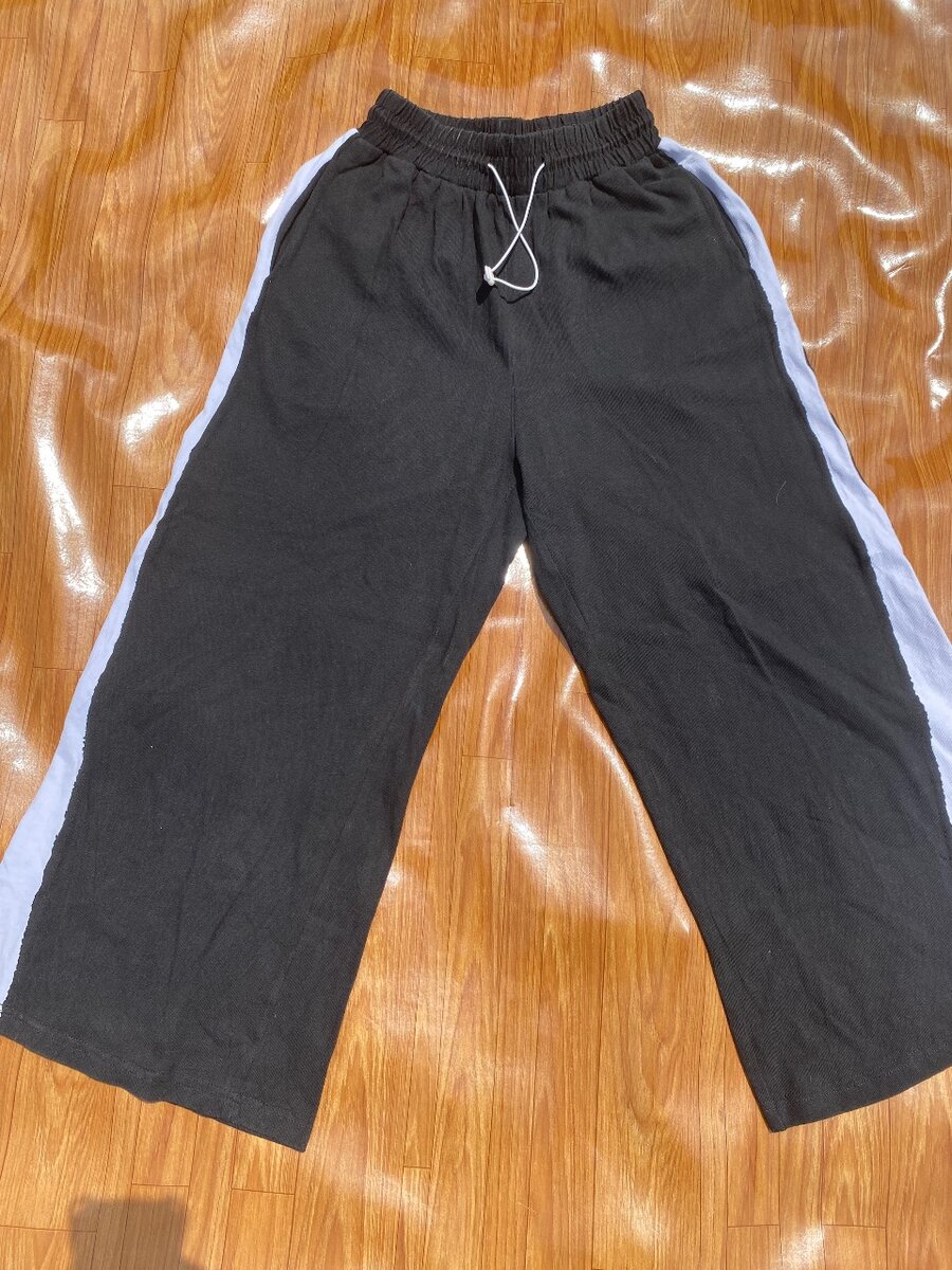 White & Black joggers