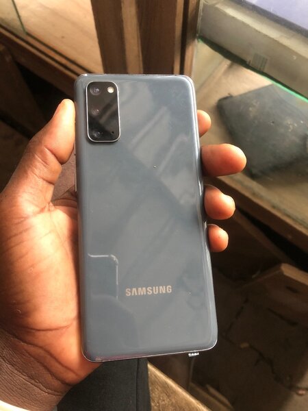 Samsung s20