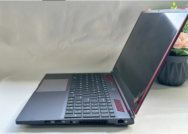 Ordinateur Yadeltech SHEKINA