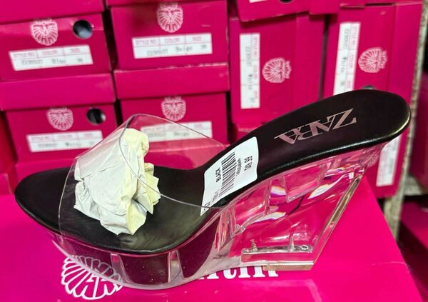 Chaussures à talons Zara