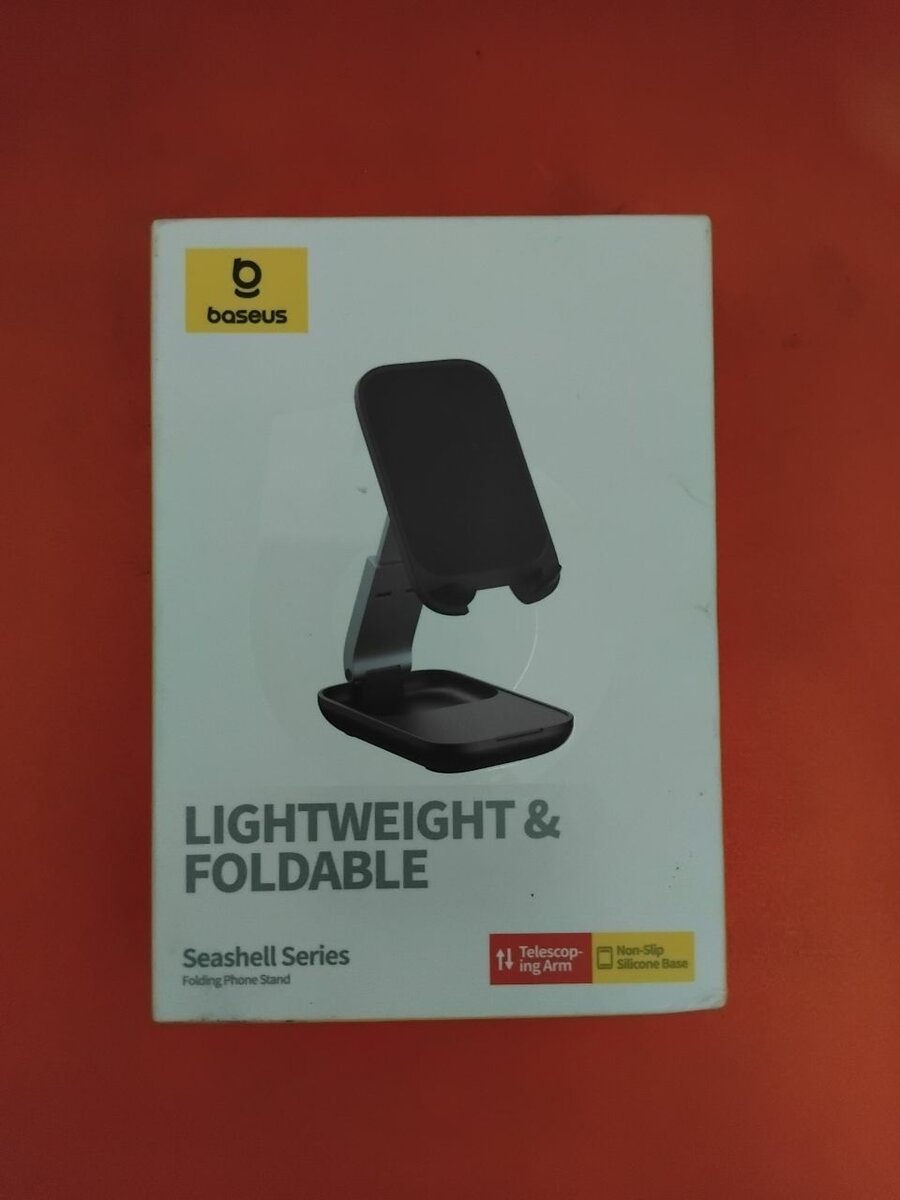 Lightweight folding phone stand