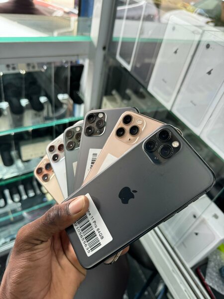 iPhone 11 Pro - Smartphone