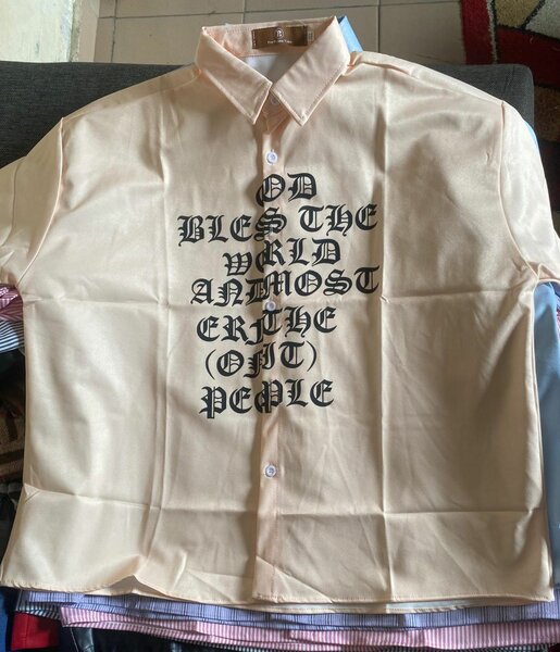 Chemise homme avec motifs stylés