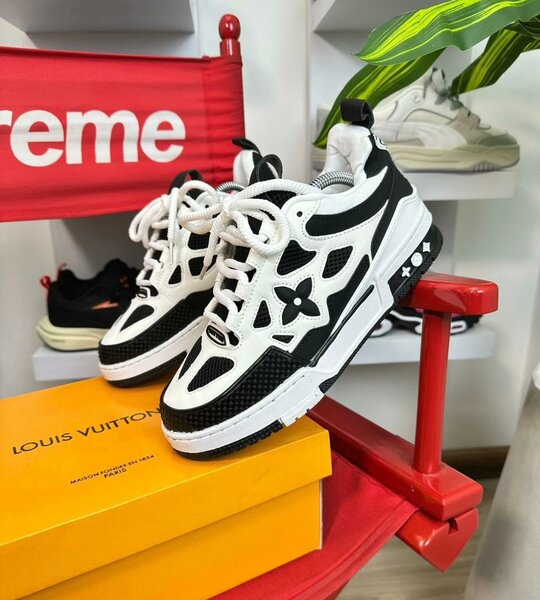 Sneakers Noir et Blanc LV