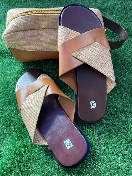 Sandales en paille et sac