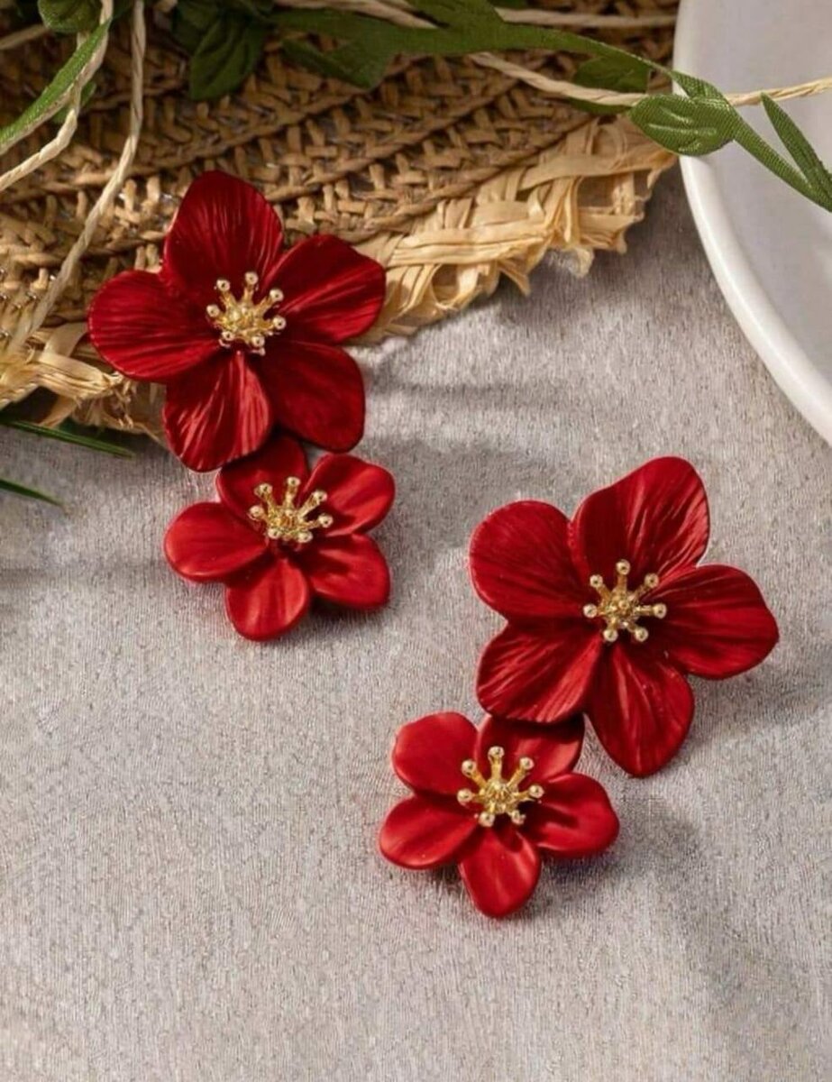 Boucles d'Oreilles Florales Éclatantes