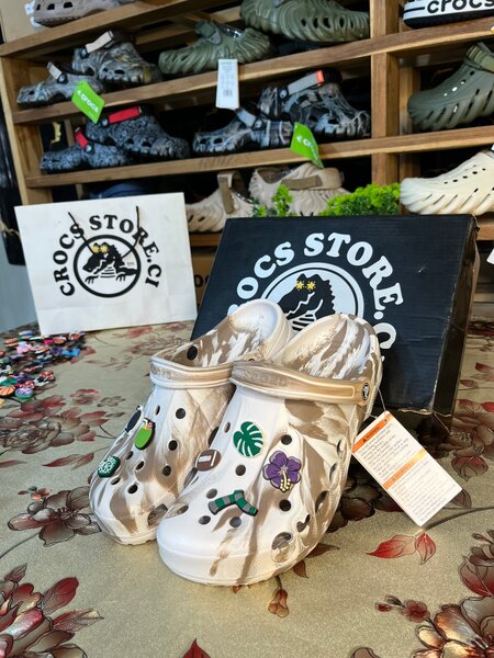 Chaussures Crocs en caoutchouc blanc