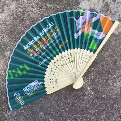 Éventail pliable Akwaba Afrique
