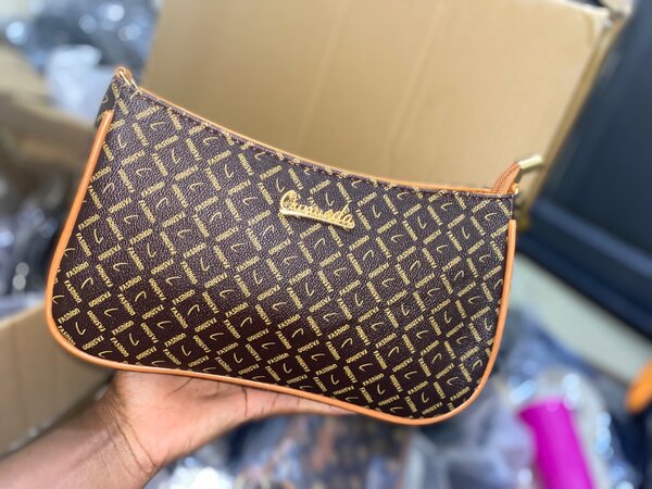 Sac à main tendance en toile