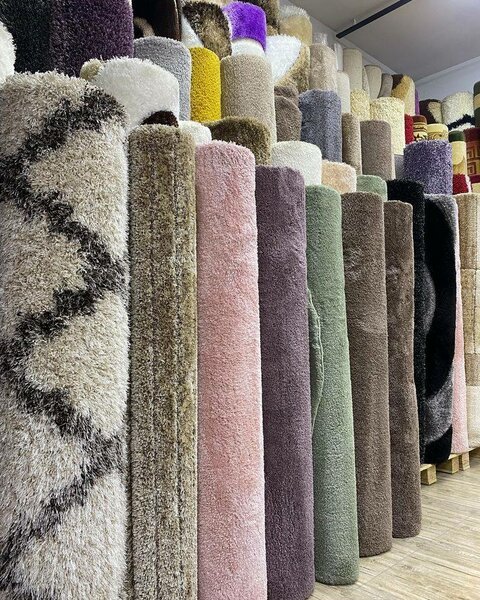 Tapis moderne à motifs géométriques