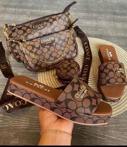 LADIES BAG AND SANDALS