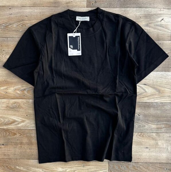 T-shirt couleur unique