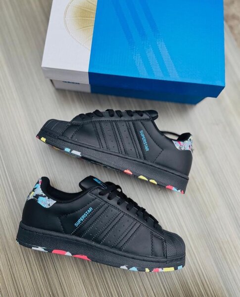 Adidas SuperStar Noir