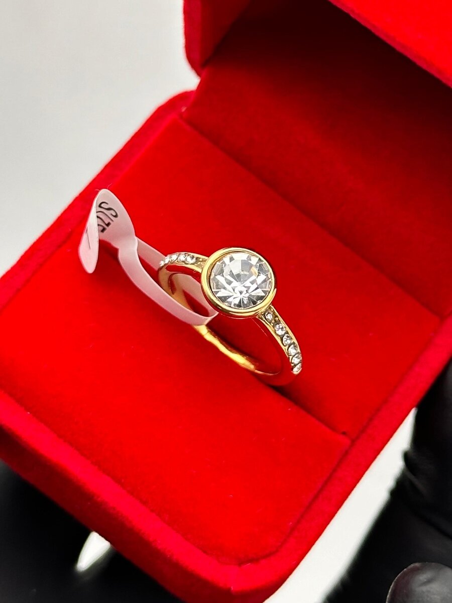 Bague élégante en or plaqué