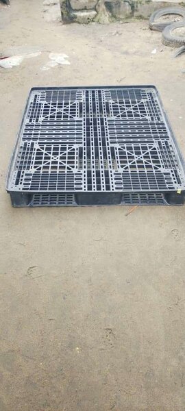 Palette en plastique robuste