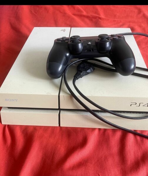 Console Sony PS4
