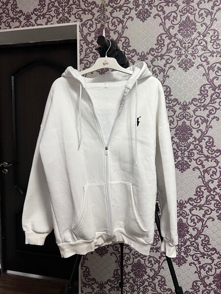 Толстовка. В идеаль. состоянии