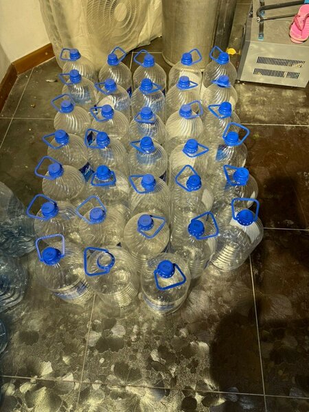 Бутылки 5 литров