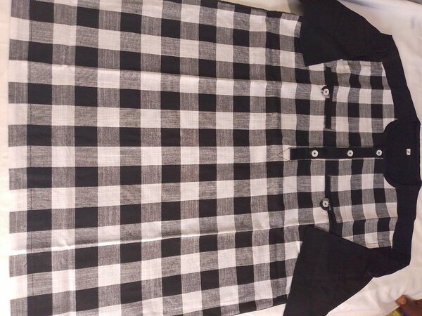 Chemise à carreaux élégante