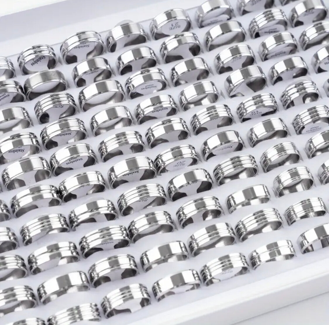 Bagues en acier inoxydable élégantes