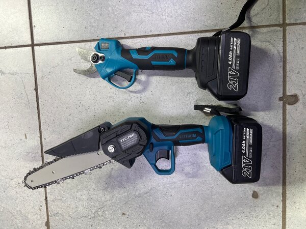 Секатор и сучкорез 2/1 набор аккумуляторный