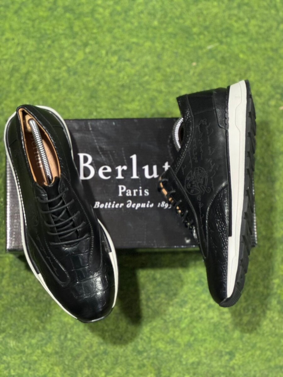Chaussures en cuir Berluti