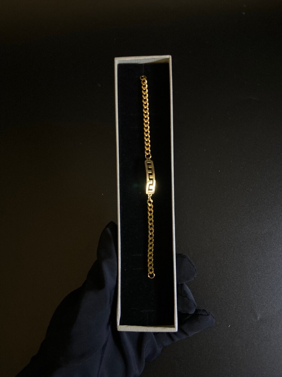 Gold bracelet