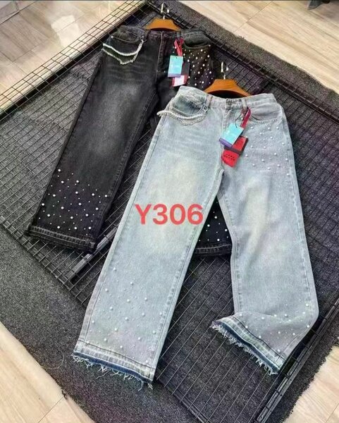 Jeans perlés tendance femme