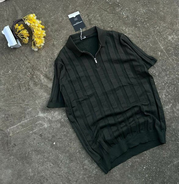 Polo en maille zippé noir