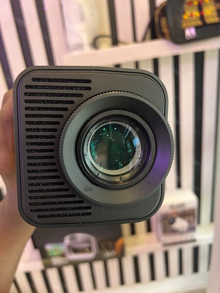 Mini Smart Projector Flick Pro