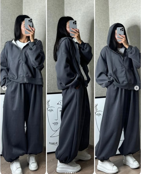 Женский черный спортивный костюм