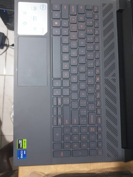 DELL G15 5530
