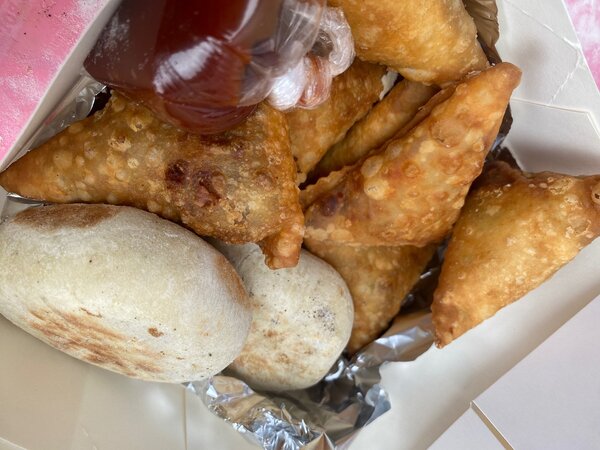 Assortiment de Samoussas et Snacks