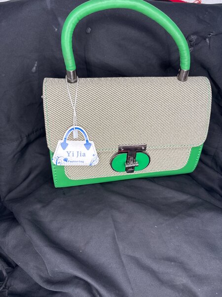 Sac à main élégant vert