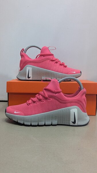 NIKE FREE (METCON 6)