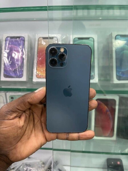 iPhone Pro Bleu 128GB