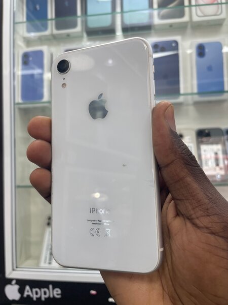 iPhone XR Blanc Sans Id