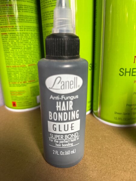 Colle pour extensions cheveux antifongique