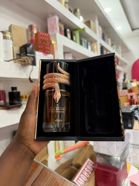 Parfum musaman LATTAFA