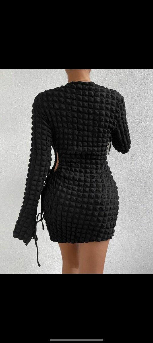 Robe courte à manches longues en maille