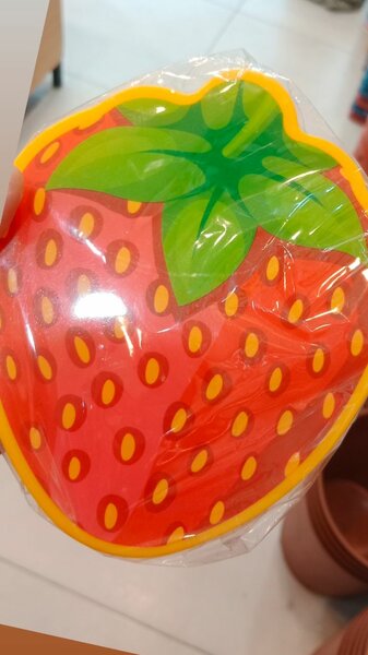 Strawberry shape box