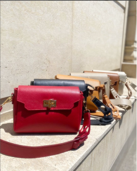 сумки разных цветов