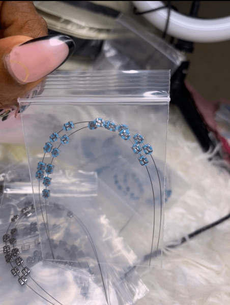 Fashion teeth braces