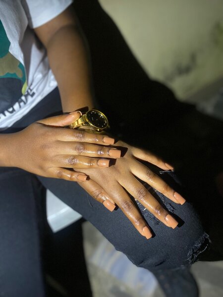 Nail fixing ( PLAIN GEL POLISH)