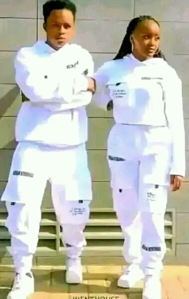 Ensemble de survêtements blanc