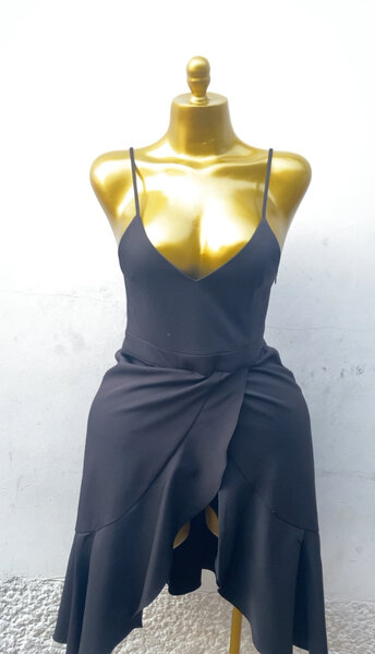 Robe élégante noire