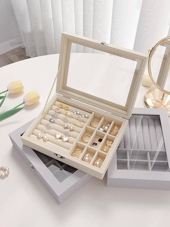 Boîte à bijoux élégante en velours