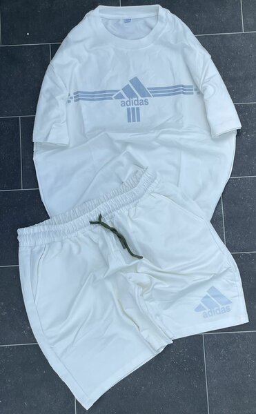 Ensemble adidas blanc sportif