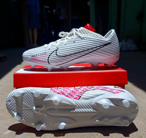 Soccer boots